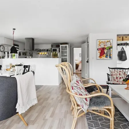 Ditleif - 400m From The Sea By Interhome