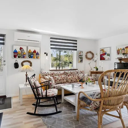 Ditleif - 400m From The Sea By Interhome Hals